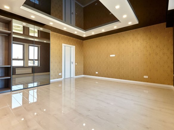 Гранд Плазад 5 давхарын 220m² оффис