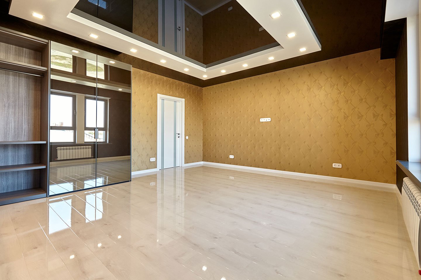 203 Гранд Плазад 5 давхарын 220m² оффис